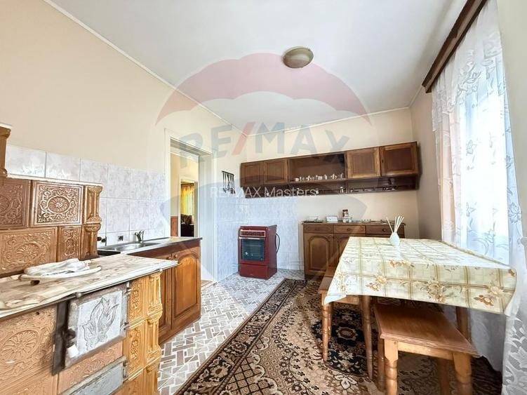 Casă DE VÂNZARE Șarul Dornei 1075 mp Teren - 19