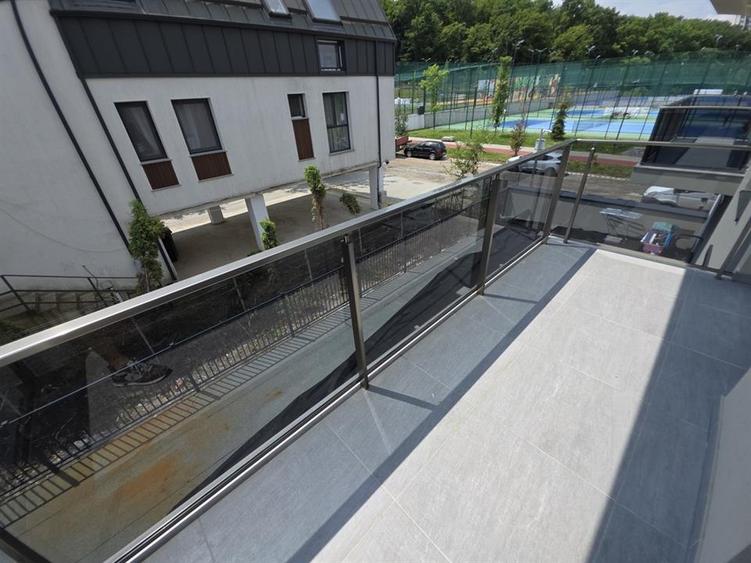 Apartament cu 3 camere lux zona La Terenuri