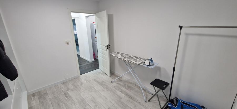 Apartament 4 camere, 86 mp, zona Lapus