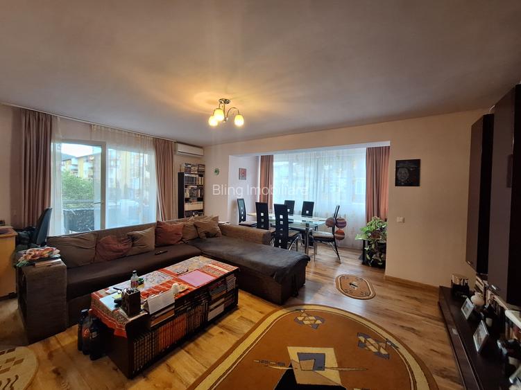 Apartament la etajul 1, 61 mp, balcon, zona Porii - 4