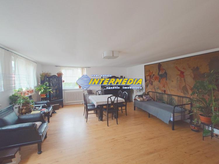 Casa 4 camere I Centru I 3 bai I Ideala pentru locuit sau inchiriat I
