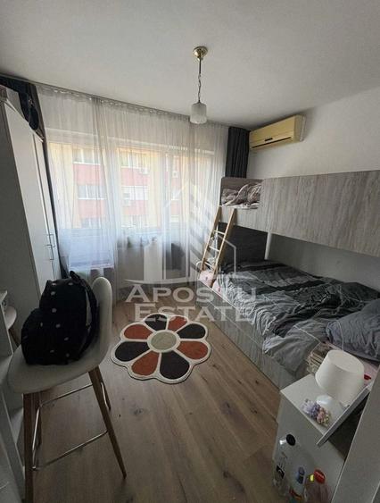 Garsoniera de vanzare, in zona UMT, in Timisoara