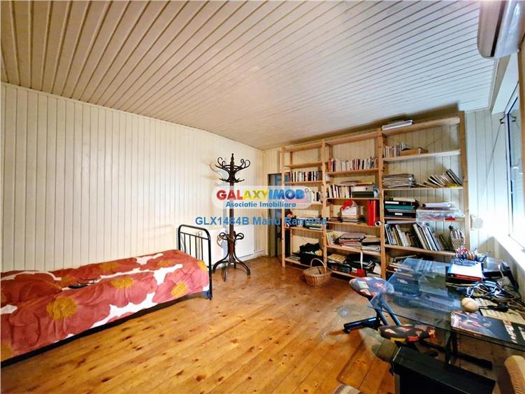 Casa veche renovata, parter+mansarda, curte proprie, Foisorul de Foc