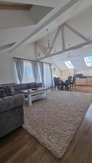 Apartament lux 3 camere, 103mp. in vila P+1+M ,utilat mobilat +curte cca 100mp!