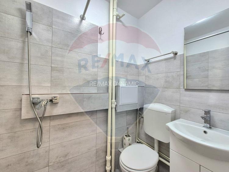 Garsoniera de inchiriat in zona centrala, etaj 2. Renovată de curând. - 6
