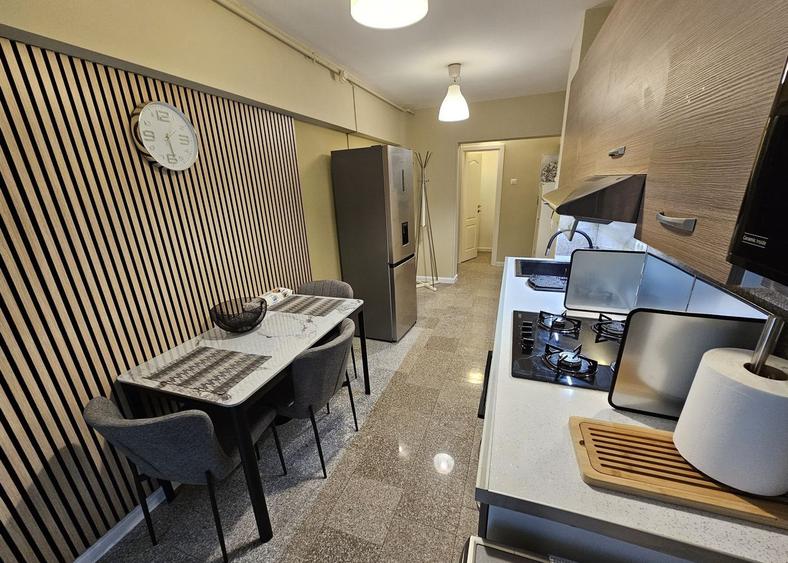 Apartament 2 camere Zona Stadion/Centrala Proprie/AC/Parcare/CTB