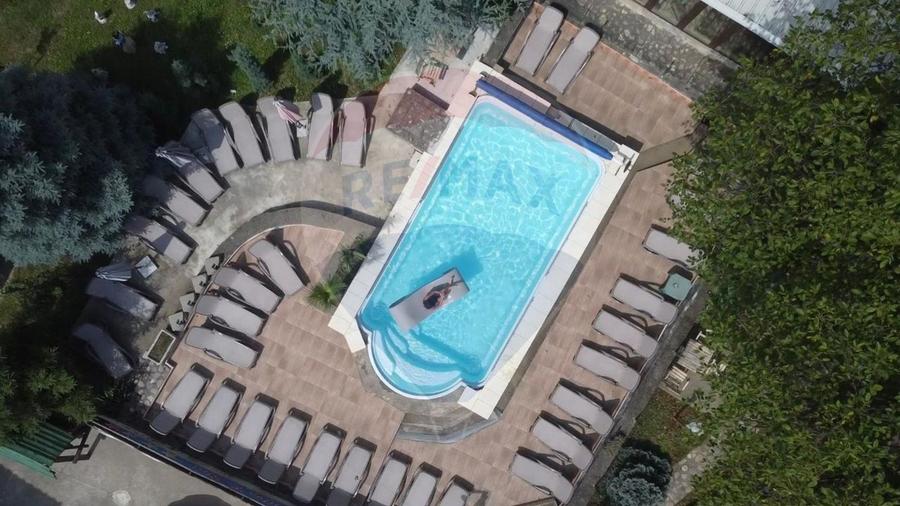 De vanzare / Pensiunea El Plazza Baile Herculane