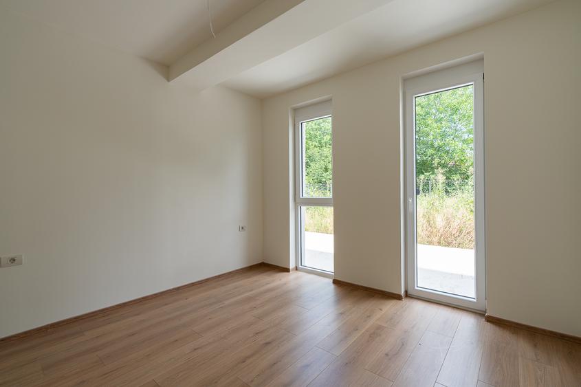 2 camere + Grădină 98mp, predare imediata, loc de parcare inclus Calea Aradului