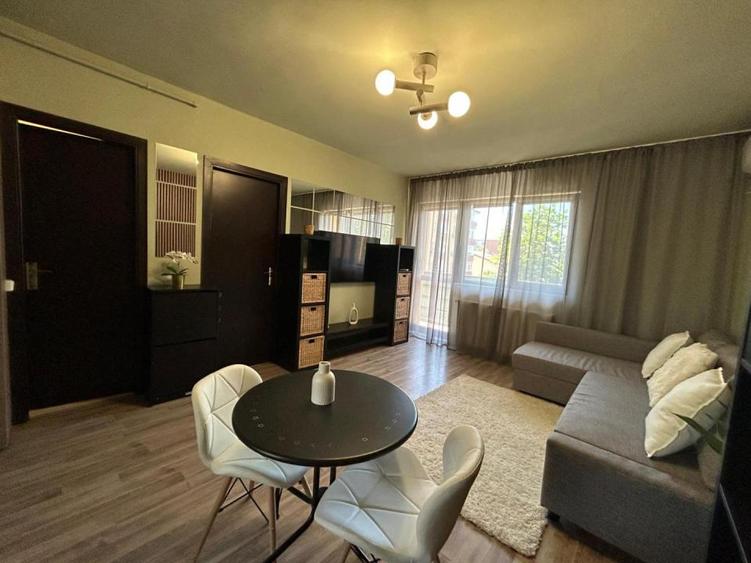 390euro -Garsoniera- 37mp- centrala proprie- bloc 2016