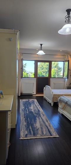 Vila de vanzare cu teren generos zona Ciolpani