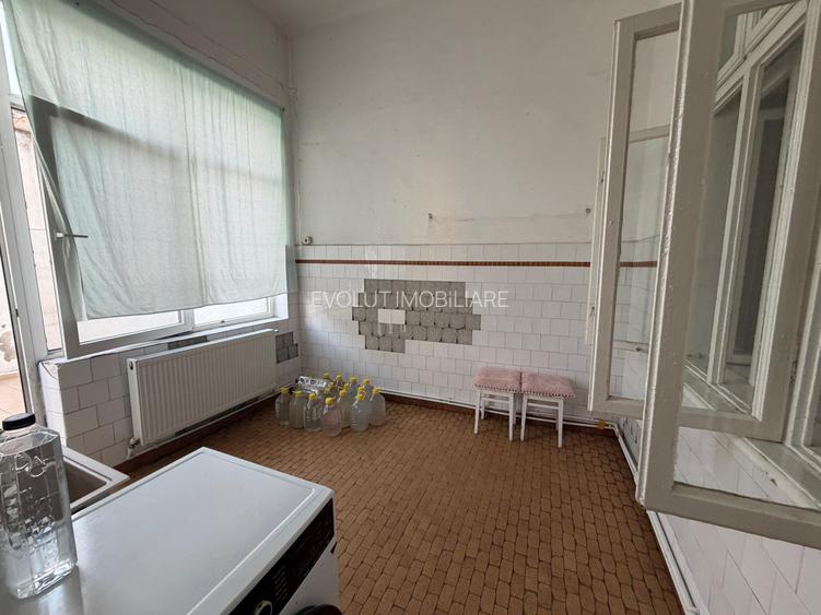 Apartament Ultracentral de Vânzare – 6 Camere – 235 mp - 21
