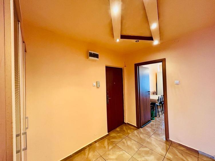 Apartament de închiriat în Sibiu – 3 camere,balcon, zona Nicolae Iorga