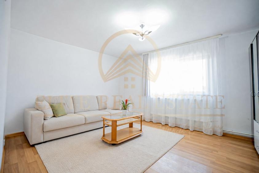 Apartament in vila , Curte , Garaj - Pod butelii