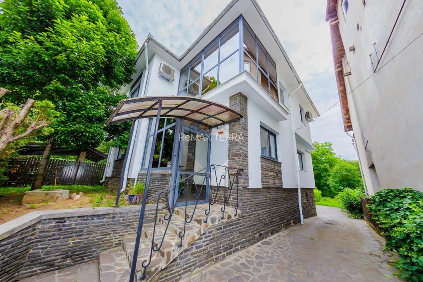 Eleganta  si confort  intr-o locatie de exceptie - 2