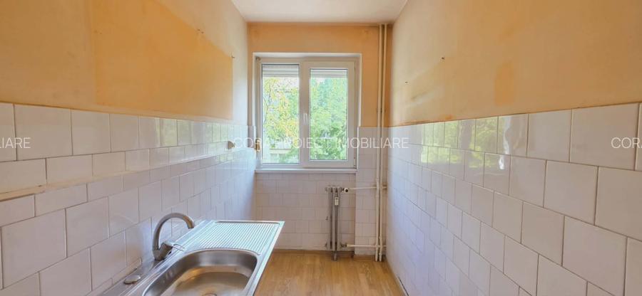 Ap 3 cam tip T de vânzare, str Războieni-AP1467 - 9