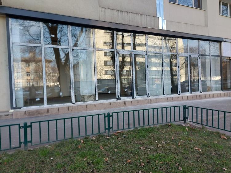 Spatiu comercial bulevardul Basarabia 124 mp