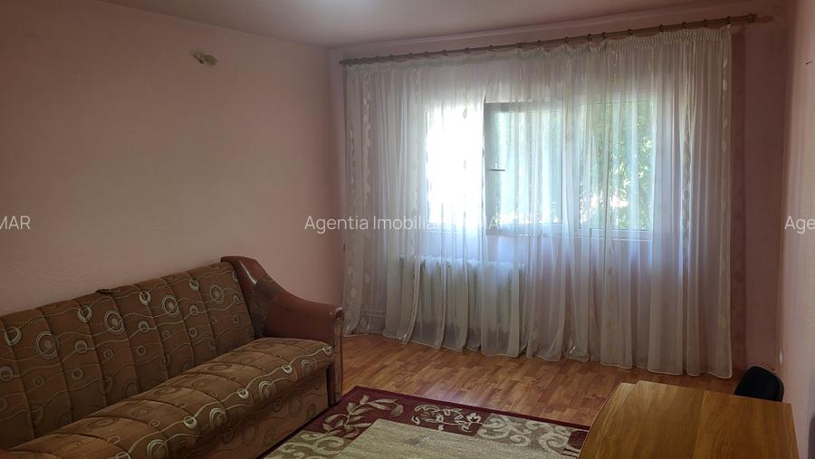 De inchiriat apartament 2 camere, situat etaj 1 in bloc mic, zona Hotel Vrancea. - 2