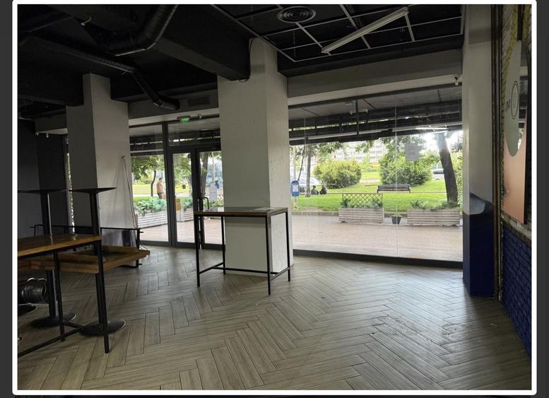 Obor, spatiu comercial open space, trafic pietonal
