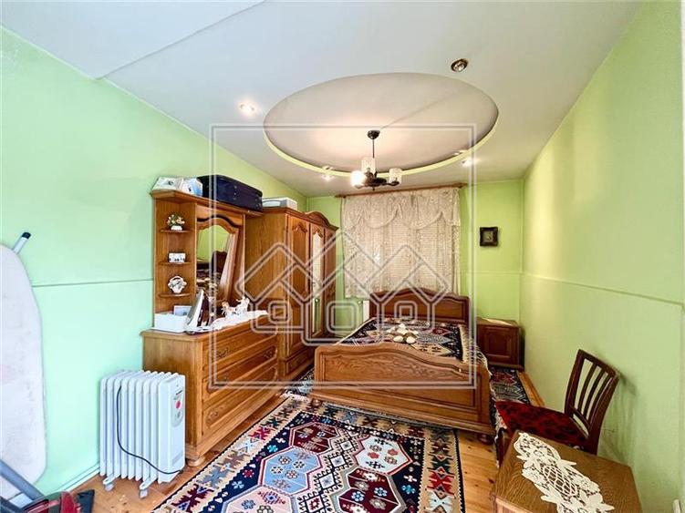 Casa individuala in Rasinari - liniste, aer curat si farmec autentic