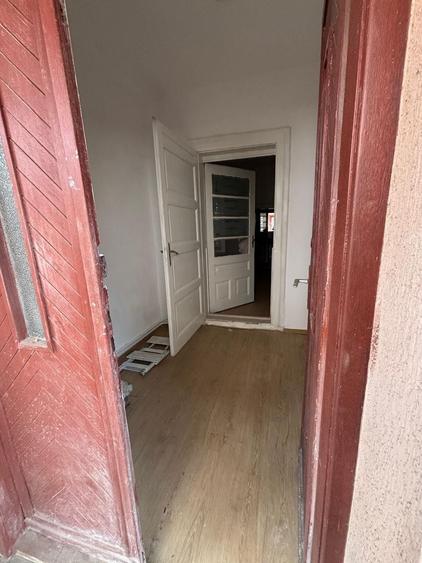 Casa pe parter cu acces auto
