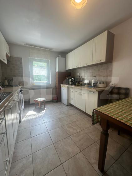 Ideal investiție! 4 camere decomandate, 2 băi, 2 balcoane Mănăștur