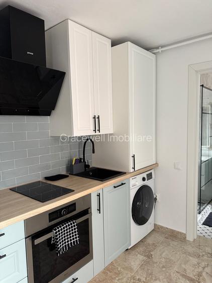 Apartament ultrafinisat două niveluri, 2 terase, semicentral, parcare,zona Paris - 3