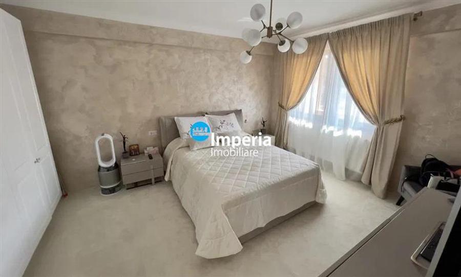 Penthouse 3 cam, open space, de vanzare zona Bucium - All Season