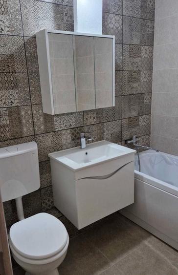 3 camere Pacii  *vis-a-vis metrou*