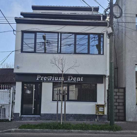 Spațiu comercial de închiriat  Ideal pentru cabinete medicale și tehnică dentara