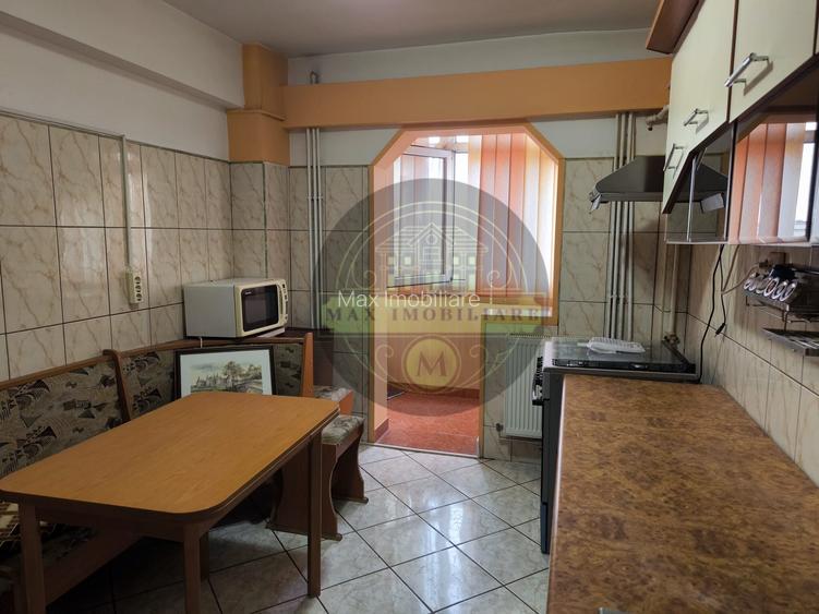 Apartament 4 camere DECOMANDAT – Zona 9 Mai, Ploiești - 4