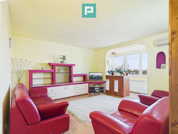 Apartament 3 camere de inchiriat - 360 €/lună