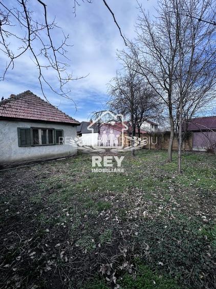 Cartier Lazaret - Teren de casa cu casă 568 mp - 3