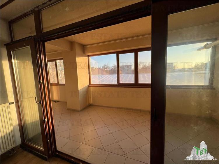 Apartament 3 camere - central - vanzare - Braila