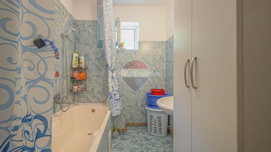 PURCARENI – 2 CASE , MULTIPLE POSIBILITATI | 533 mp | 0% comision