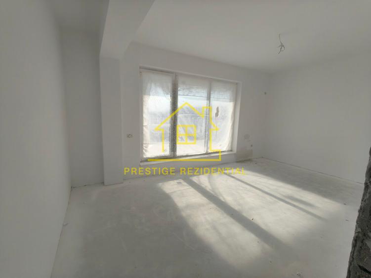 2 Camere / Premium / 62mp / Titan-Pallady-Metrou / Etaj 2
