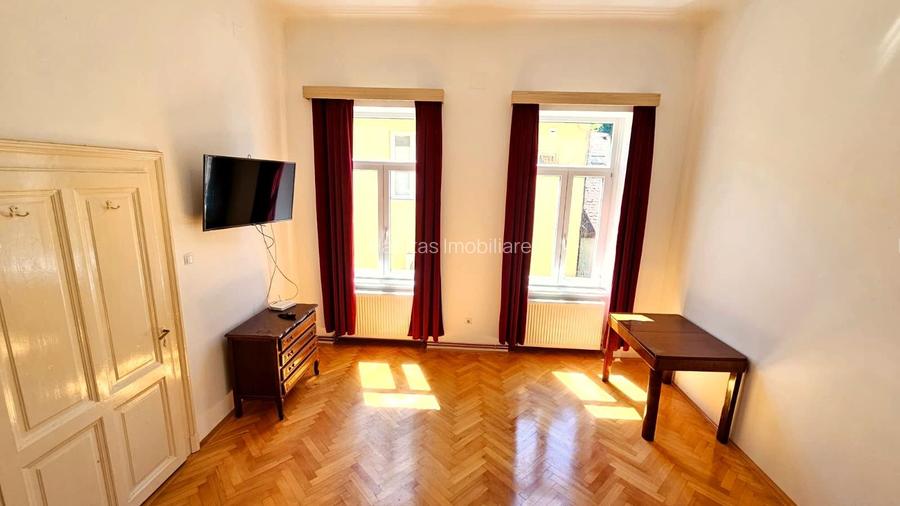 0 %comision Apartament cochet, etajul 1, sud, cladire istorica Central - 17