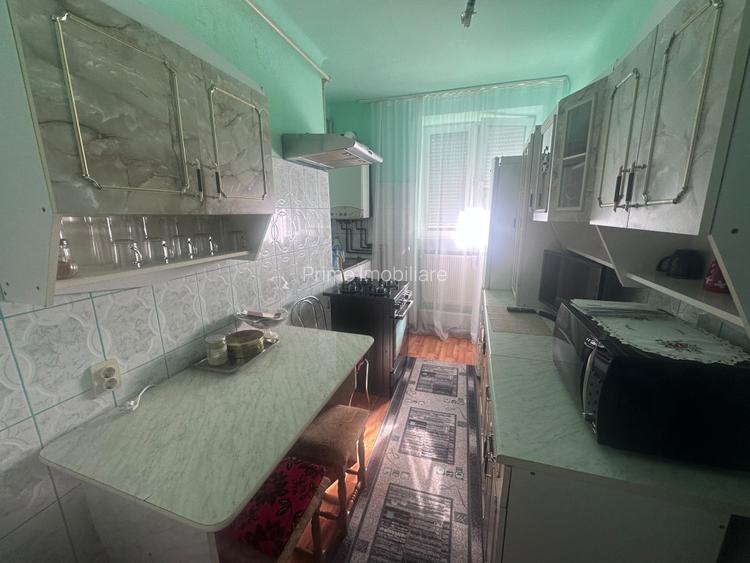 Apartament 2 camere| etaj 1| zona Cugir - 3