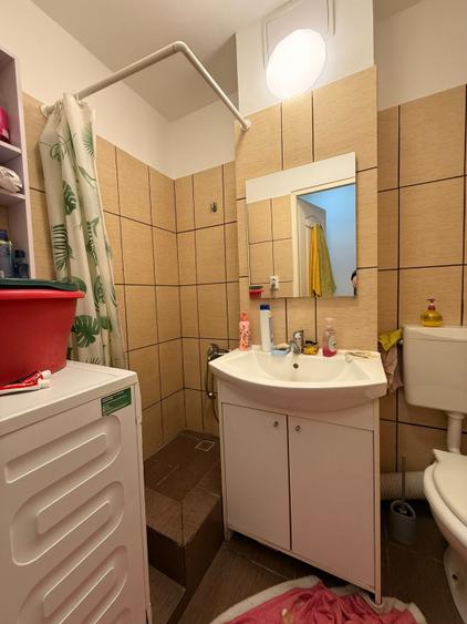 Apartament 2 camere, 33 mp utili zona Sagului