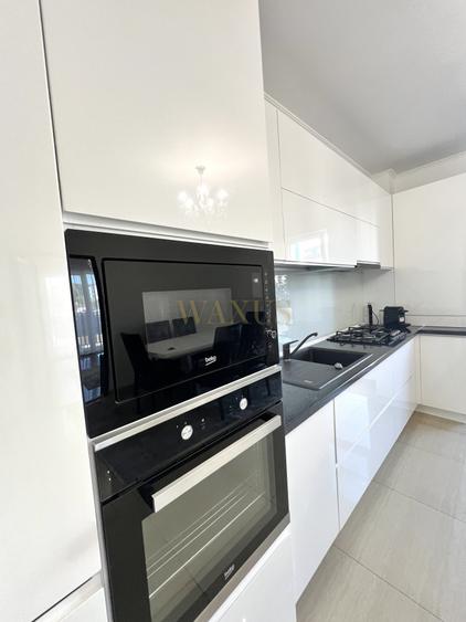 Apartament 3 camere / etaj 1 / Eroilor / Bloc Nou / Parcare / Zona Centrala