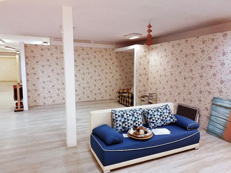 Spatiu comercial si depozite, teren 1673 mp, la iesire din Dej spre Cluj