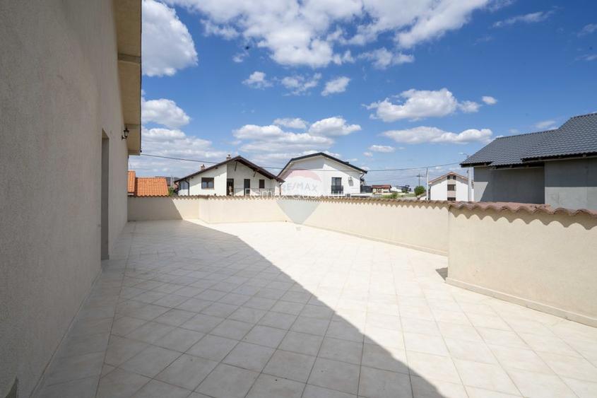 De vânzare casă /pensiune în zona Nufarul - 21