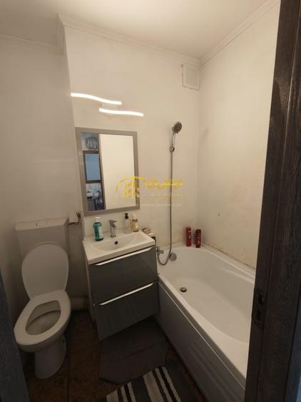 Apartament 3 camere, zona Tatarasi.