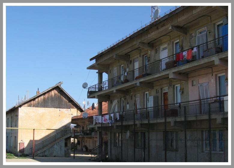 Teren de aprox. 28.864 mp si constructii, Loc. Rasnov, Jud. Brasov
