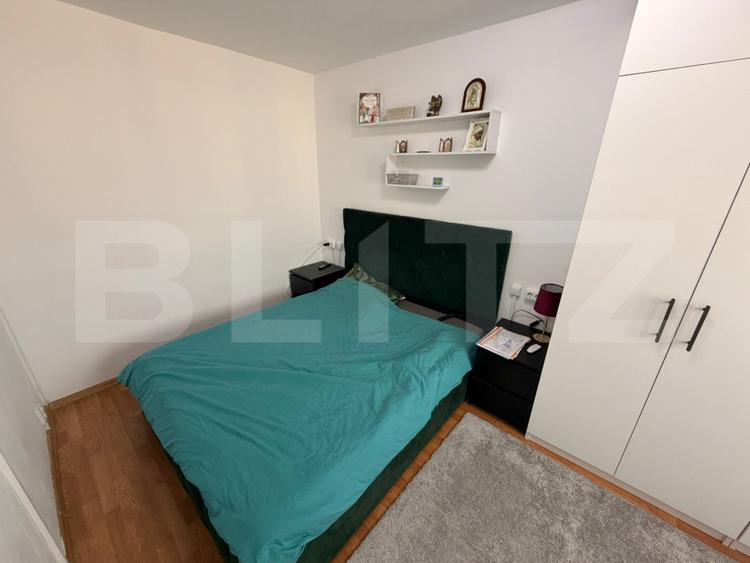 Apartament 2 camere, 37.70 mp, zona Craiovita Noua - statia 30