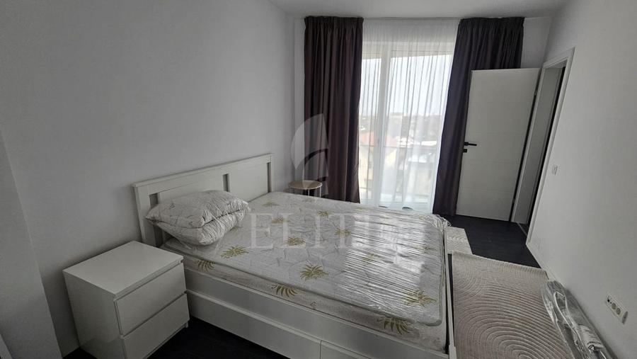 Apartament 3 camere în zona Piata Ira