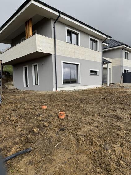 Casa individuală 4 camere in Feleacu