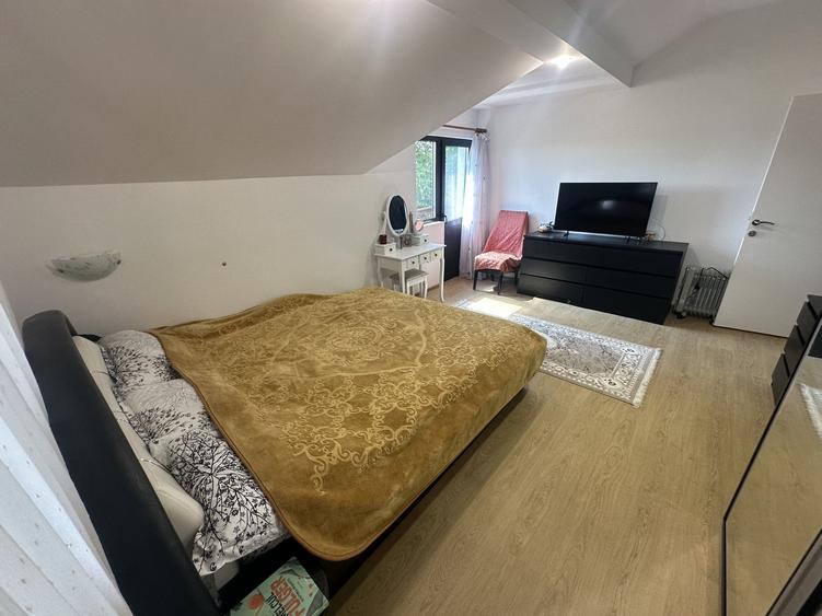 CREVEDIA-DARZA, CASA P+M 220 MP, TEREN 2.200 MP!