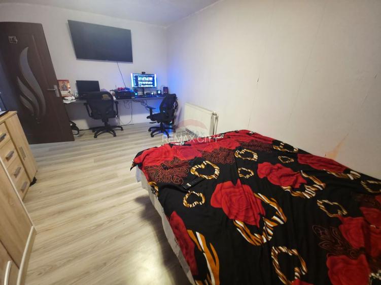 Apartament cu 4 camere de vânzare în zona Maratei - 8