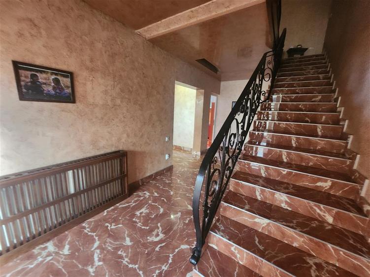 Cladire 9 camere! In oras Suceava! De vanzare! 0727817187