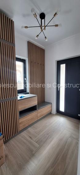 Duplex frumos cu arhitectura mediteraneana - 8